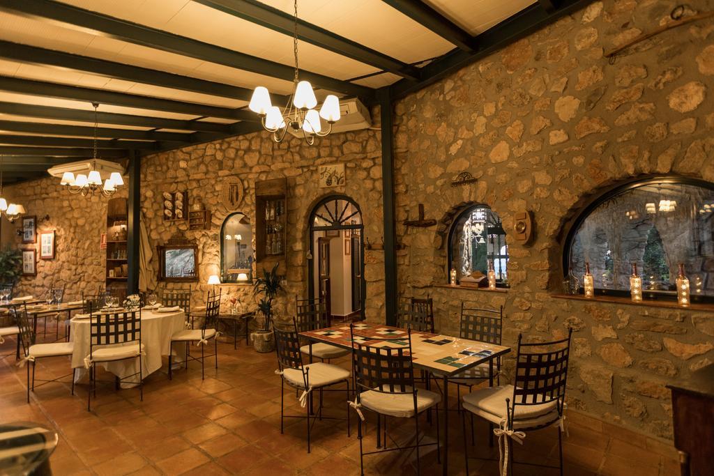 Calerilla Hotel (Adults Only) Burunchel Bagian luar foto