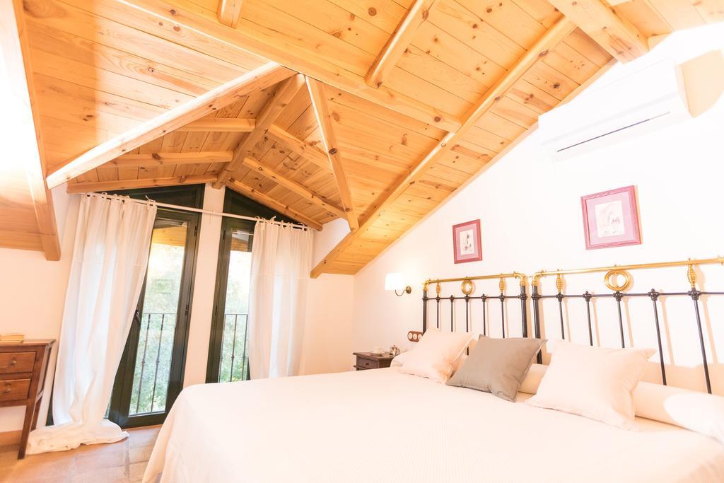 Calerilla Hotel (Adults Only) Burunchel Bagian luar foto