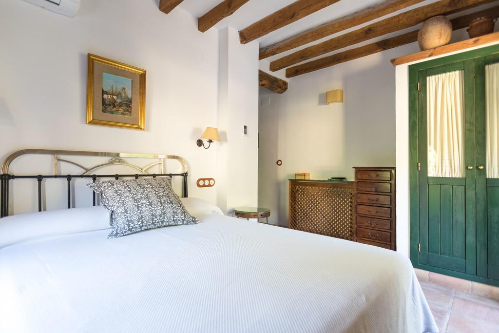 Calerilla Hotel (Adults Only) Burunchel Bagian luar foto
