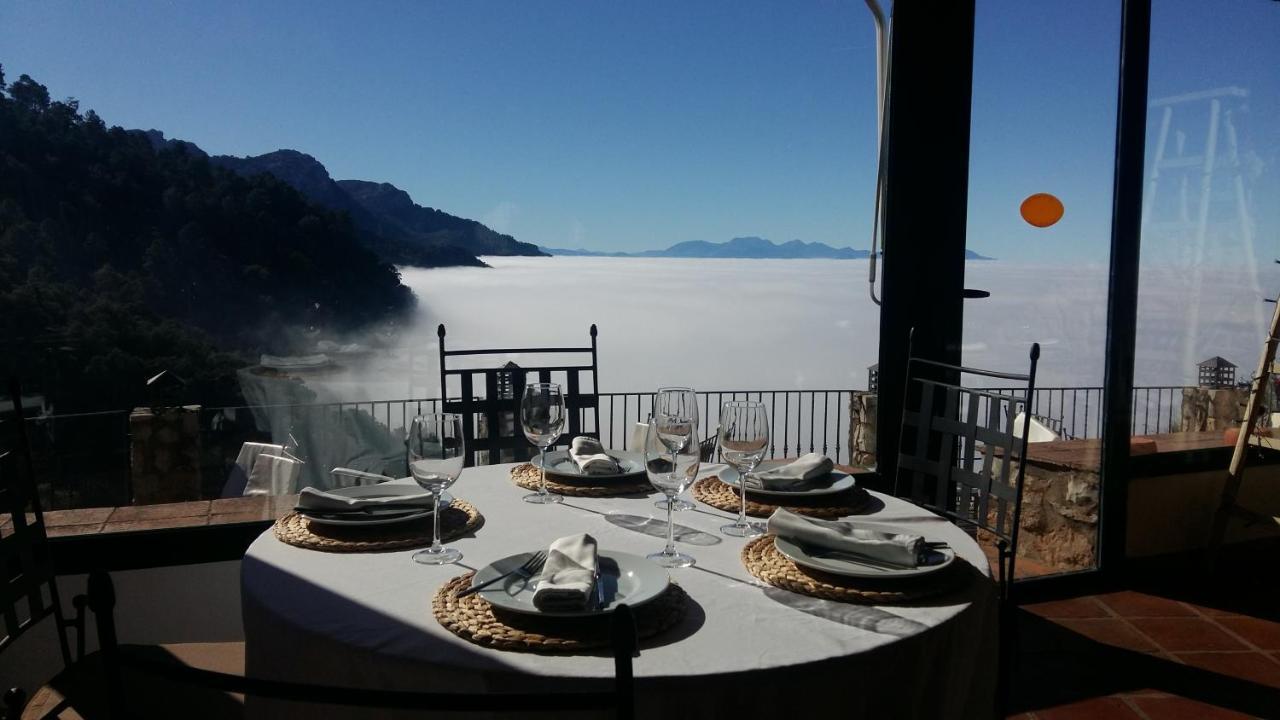 Calerilla Hotel (Adults Only) Burunchel Bagian luar foto